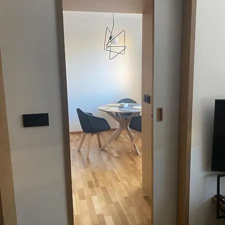 Business Apartman Eleganza