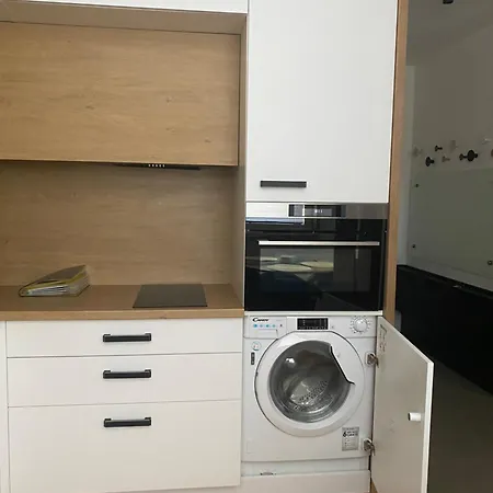 Business Apartman Eleganza *